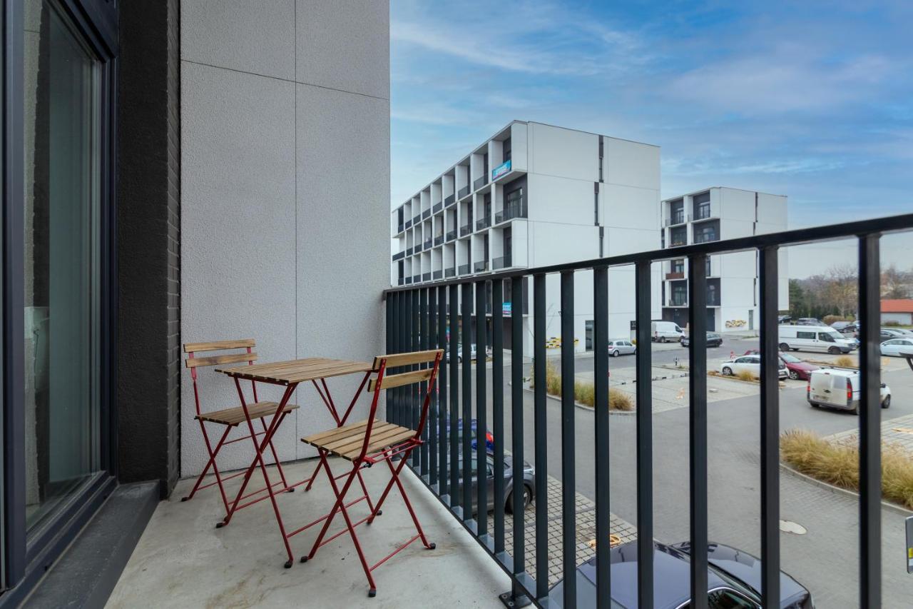 Studia Przy Lotnisku Od Wroclawapartament-Pl Exterior photo